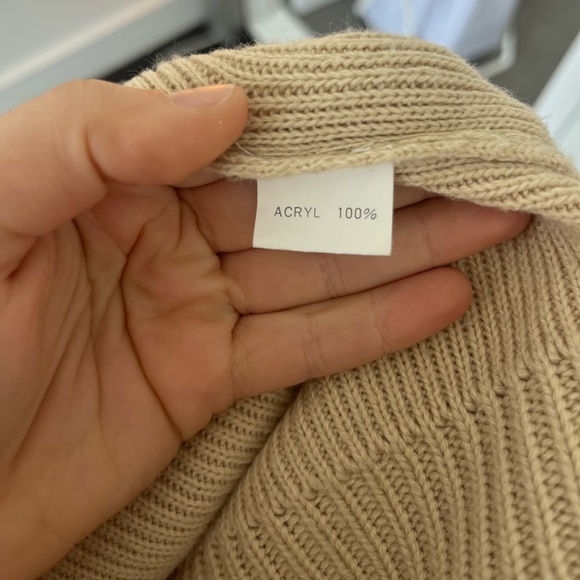 Tan cardigan sweater with buttons, new revival pixie market - Picture 10 of 11